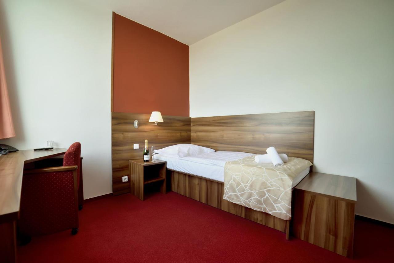 Hotel Palcat Tábor Eksteriør bilde